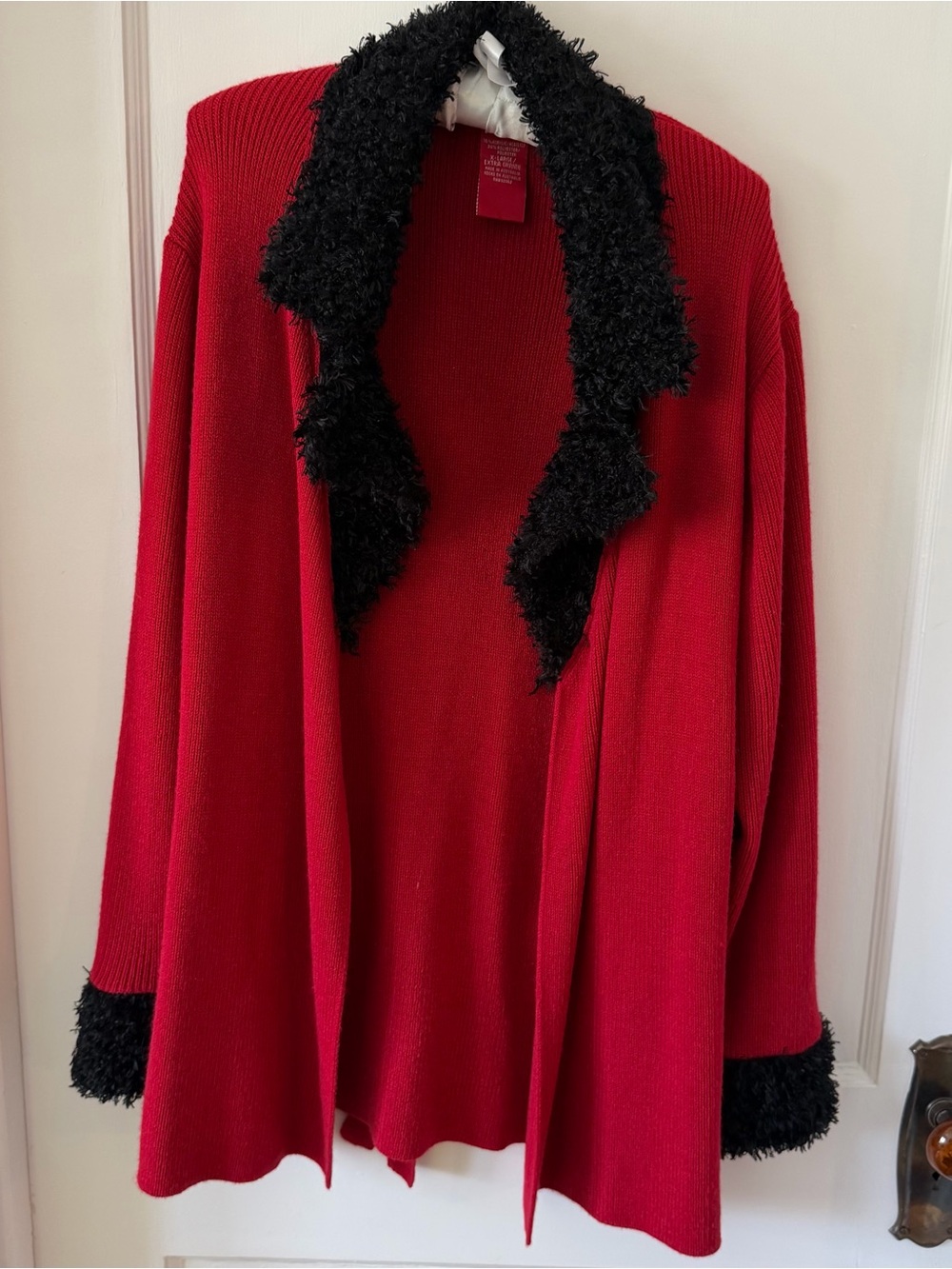 Vintage Gloria Vanderbilt Red Open-Front Cardigan with Black Faux-Fur Trim